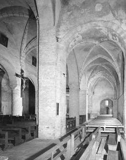Le bas-côté nord de l'église vu depuis le transept. © Région Bourgogne-Franche-Comté, Inventaire du patrimoine