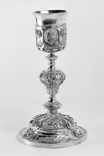 Le calice, vu du côté de la Montée au Calvaire sur le pied. © Région Bourgogne-Franche-Comté, Inventaire du patrimoine