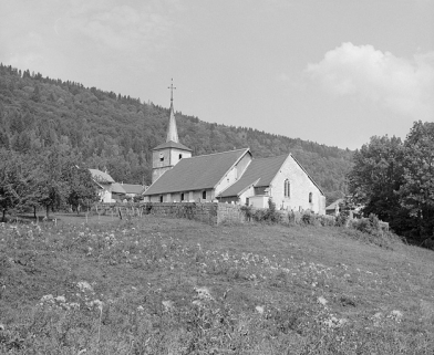 Vue de situation depuis le sud-est. © Région Bourgogne-Franche-Comté, Inventaire du patrimoine
