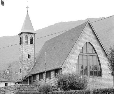 Chevet et face sud. © Région Bourgogne-Franche-Comté, Inventaire du patrimoine