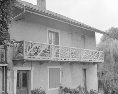 Garde-corps de balcon d'une ferme. © Région Bourgogne-Franche-Comté, Inventaire du patrimoine