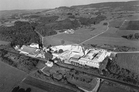 Les Platrières de Grozon - Usine de Grozon (Jura). © Région Bourgogne-Franche-Comté, Inventaire du patrimoine