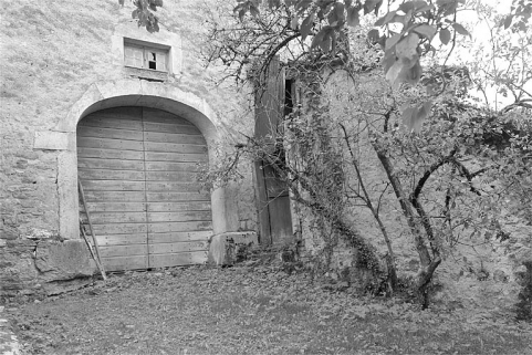 Grange haute sur la face nord de la ferme. © Région Bourgogne-Franche-Comté, Inventaire du patrimoine