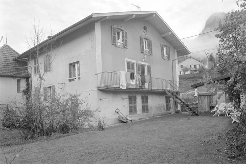 Face sud et façade postérieure du bâtiment principal. © Région Bourgogne-Franche-Comté, Inventaire du patrimoine