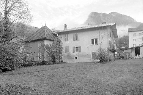 Façade postérieure de l'ensemble. © Région Bourgogne-Franche-Comté, Inventaire du patrimoine