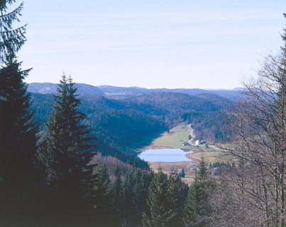 Le lac de Lamoura. © Région Bourgogne-Franche-Comté, Inventaire du patrimoine