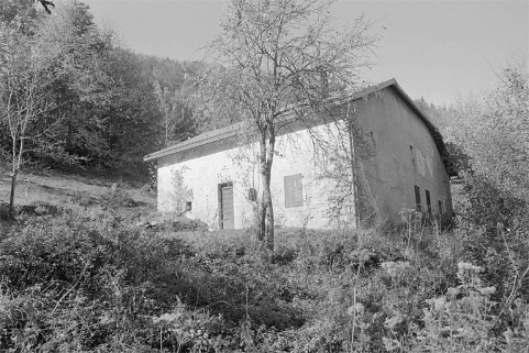 Façade antérieure et face est. © Région Bourgogne-Franche-Comté, Inventaire du patrimoine