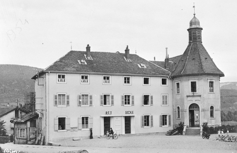 P.T.T. - Ecole, Perception. © Région Bourgogne-Franche-Comté, Inventaire du patrimoine