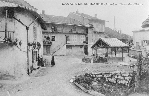 Lavans-les St-Claude (Jura) - place du Chêne. © Région Bourgogne-Franche-Comté, Inventaire du patrimoine