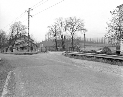 Vue d'ensemble depuis le nord-ouest. © Région Bourgogne-Franche-Comté, Inventaire du patrimoine