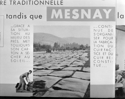 Séchage des feuilles de carton à l'air libre. © Région Bourgogne-Franche-Comté, Inventaire du patrimoine