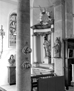 Vue d'ensemble de l'autel et du retable de la Vierge. © Région Bourgogne-Franche-Comté, Inventaire du patrimoine