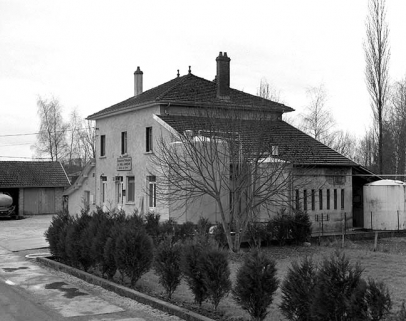 Vue rapprochée depuis la rue. © Région Bourgogne-Franche-Comté, Inventaire du patrimoine