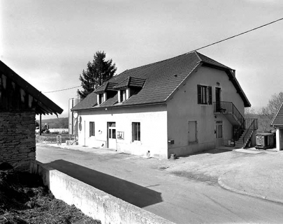 Vue de trois quarts droit. © Région Bourgogne-Franche-Comté, Inventaire du patrimoine