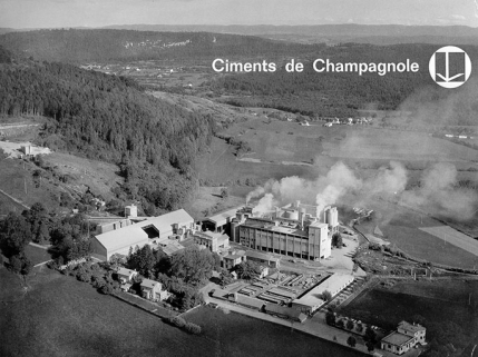 Vue aérienne de la cimenterie de Champagnole. © Région Bourgogne-Franche-Comté, Inventaire du patrimoine