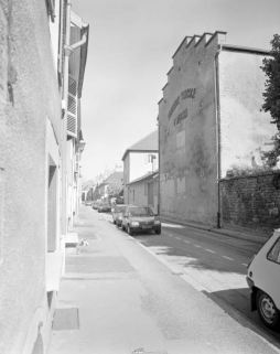Pignon à redents d'un chai. © Région Bourgogne-Franche-Comté, Inventaire du patrimoine