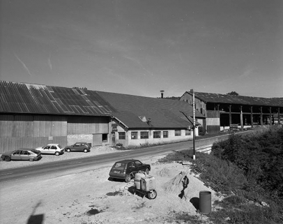 Atelier de fabrication et entrepôt industriel vus de trois quarts. © Région Bourgogne-Franche-Comté, Inventaire du patrimoine Atelier de fabrication et entrepôt industriel vus de trois quarts. © Région Bourgogne-Franche-Comté, Inventaire du patrimoine