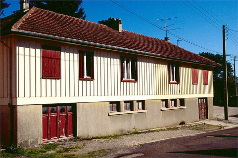 Logement double à étage (maison Fillod). © Région Bourgogne-Franche-Comté, Inventaire du patrimoine Logement double à étage (maison Fillod). © Région Bourgogne-Franche-Comté, Inventaire du patrimoine