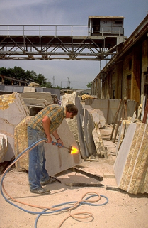 Flammage du marbre. © Région Bourgogne-Franche-Comté, Inventaire du patrimoine