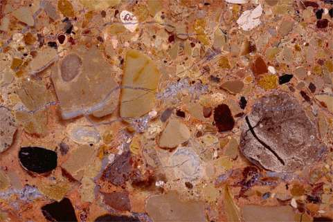 Echantillon de marbre de la Maladière (brèche). © Région Bourgogne-Franche-Comté, Inventaire du patrimoine