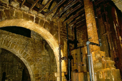 Parties supérieures du puits à Muire. © Région Bourgogne-Franche-Comté, Inventaire du patrimoine