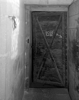 Porte de l'ancien trésor. © Région Bourgogne-Franche-Comté, Inventaire du patrimoine