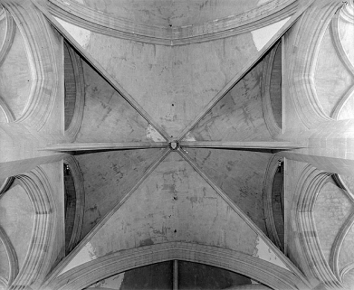Voûte des septième et huitième travées du vaisseau central. © Région Bourgogne-Franche-Comté, Inventaire du patrimoine