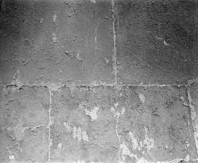 Détail du parement intérieur à l'extrémité orientale du collatéral sud (traces de boucharde et de laie). © Région Bourgogne-Franche-Comté, Inventaire du patrimoine