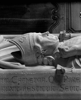 Vue du visage, de profil. © Région Bourgogne-Franche-Comté, Inventaire du patrimoine