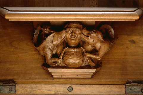 Miséricorde de la neuvième stalle basse. © Région Bourgogne-Franche-Comté, Inventaire du patrimoine