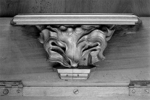 Miséricorde de la quatrième stalle basse. © Région Bourgogne-Franche-Comté, Inventaire du patrimoine