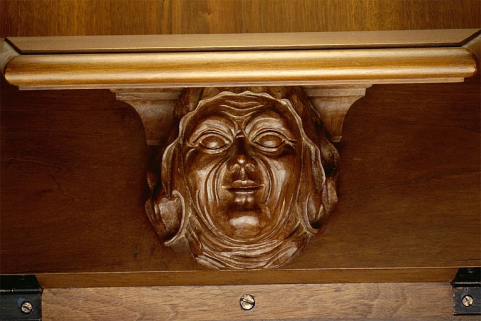 Miséricorde de la septième stalle haute. © Région Bourgogne-Franche-Comté, Inventaire du patrimoine