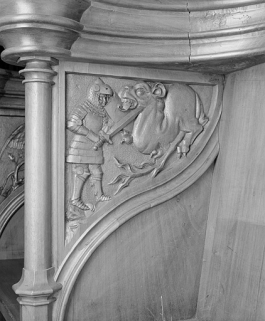 Parclose à gauche de la quatrième stalle haute. © Région Bourgogne-Franche-Comté, Inventaire du patrimoine