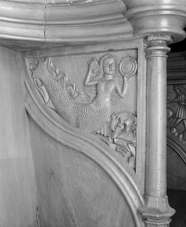 Parclose à droite de la deuxième stalle haute. © Région Bourgogne-Franche-Comté, Inventaire du patrimoine