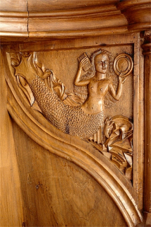 Parclose à droite de la deuxième stalle haute. © Région Bourgogne-Franche-Comté, Inventaire du patrimoine