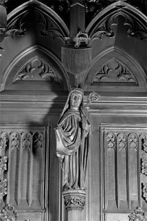 La dixième statuette interdorsale. © Région Bourgogne-Franche-Comté, Inventaire du patrimoine