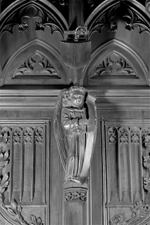 La douzième statuette interdorsale. © Région Bourgogne-Franche-Comté, Inventaire du patrimoine