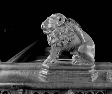 Statuette de la quatrième jouée basse : lion. © Région Bourgogne-Franche-Comté, Inventaire du patrimoine