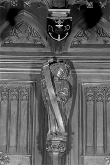 Vue de la dixième statuette interdorsale. © Région Bourgogne-Franche-Comté, Inventaire du patrimoine