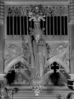 Vue de la sixième statuette du dais : saint évêque. © Région Bourgogne-Franche-Comté, Inventaire du patrimoine