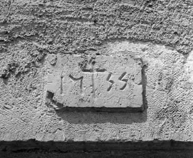 Date portée sur le linteau de la porte d'accès au logis. © Région Bourgogne-Franche-Comté, Inventaire du patrimoine