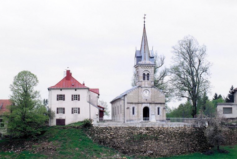 Façade antérieure. © Région Bourgogne-Franche-Comté, Inventaire du patrimoine Façade antérieure. © Région Bourgogne-Franche-Comté, Inventaire du patrimoine