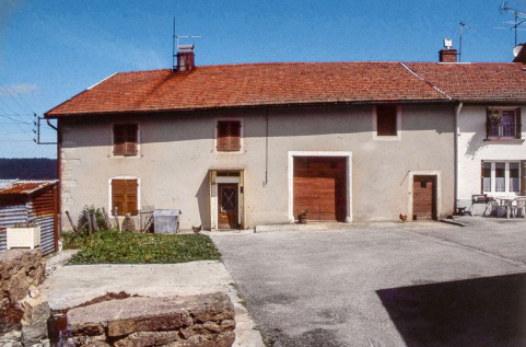 Façade antérieure. © Région Bourgogne-Franche-Comté, Inventaire du patrimoine Façade antérieure. © Région Bourgogne-Franche-Comté, Inventaire du patrimoine