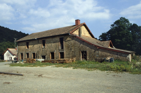 L'atelier de fabrication depuis le sud-est. © Région Bourgogne-Franche-Comté, Inventaire du patrimoine
