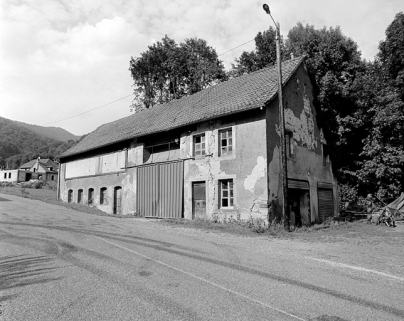 Bâtiment d'eau depuis le sud. © Région Bourgogne-Franche-Comté, Inventaire du patrimoine