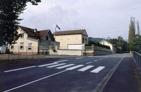Vue d'ensemble depuis la rue des Prés-Heyd. © Région Bourgogne-Franche-Comté, Inventaire du patrimoine