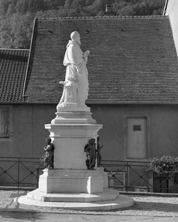 Vue de profil droit. © Région Bourgogne-Franche-Comté, Inventaire du patrimoine