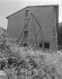 Face droite. © Région Bourgogne-Franche-Comté, Inventaire du patrimoine Face droite. © Région Bourgogne-Franche-Comté, Inventaire du patrimoine