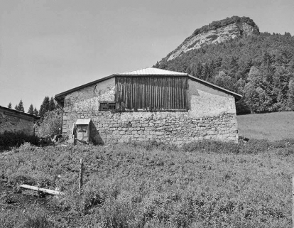 Face droite. © Région Bourgogne-Franche-Comté, Inventaire du patrimoine Face droite. © Région Bourgogne-Franche-Comté, Inventaire du patrimoine