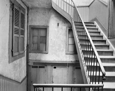 Cage d'escalier, au premier étage. © Région Bourgogne-Franche-Comté, Inventaire du patrimoine Cage d'escalier, au premier étage. © Région Bourgogne-Franche-Comté, Inventaire du patrimoine
